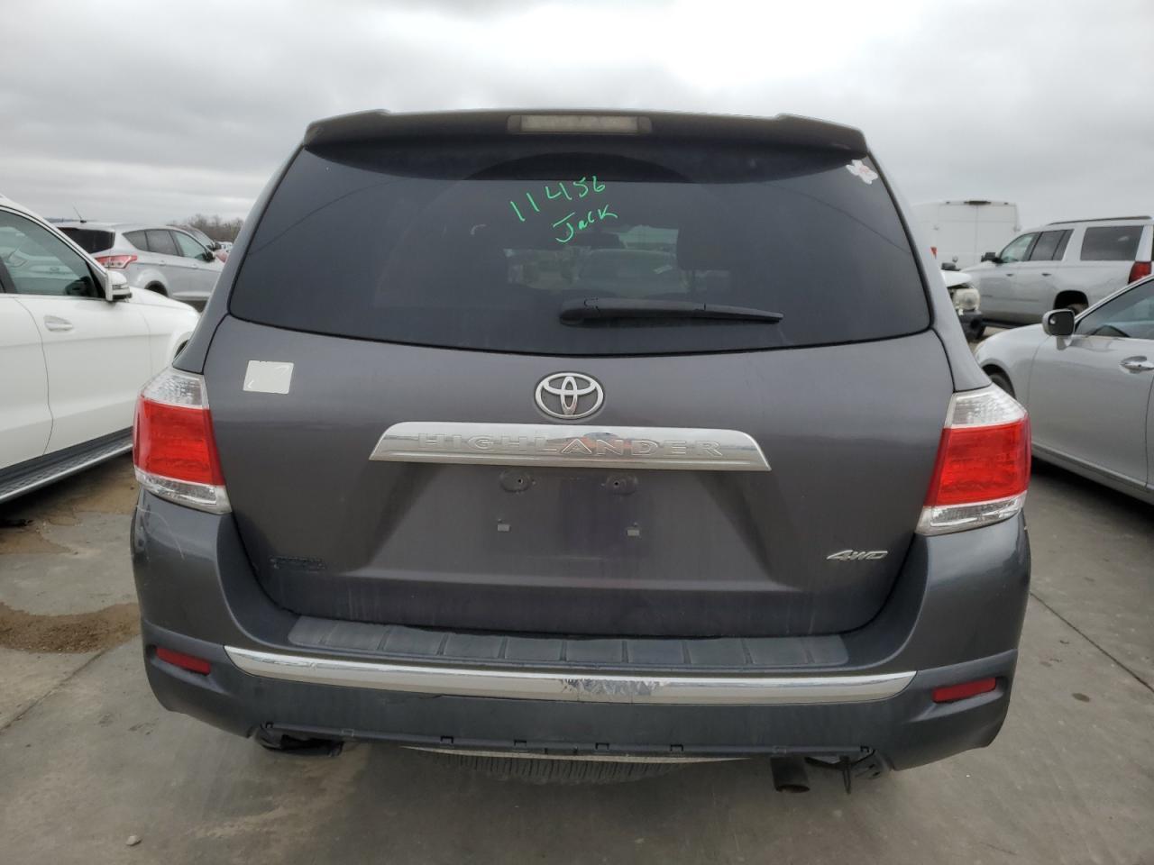 2012 TOYOTA HIGHLANDER - Image 6