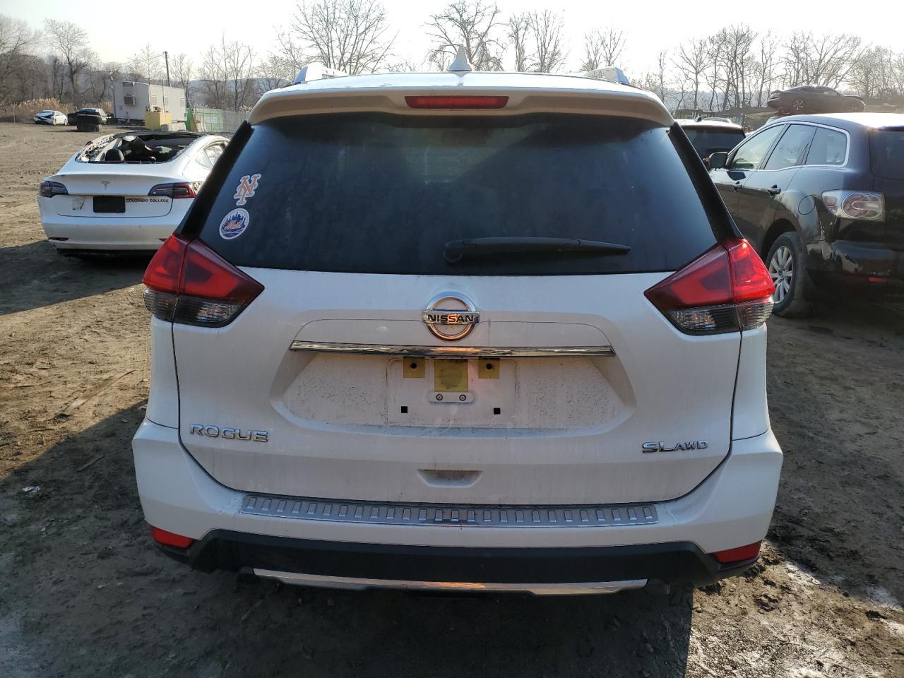 2018 NISSAN ROGUE S - Фото 6