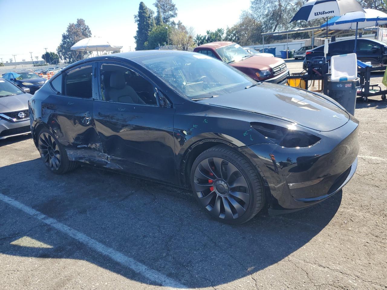 2023 TESLA MODEL Y - Фото 4