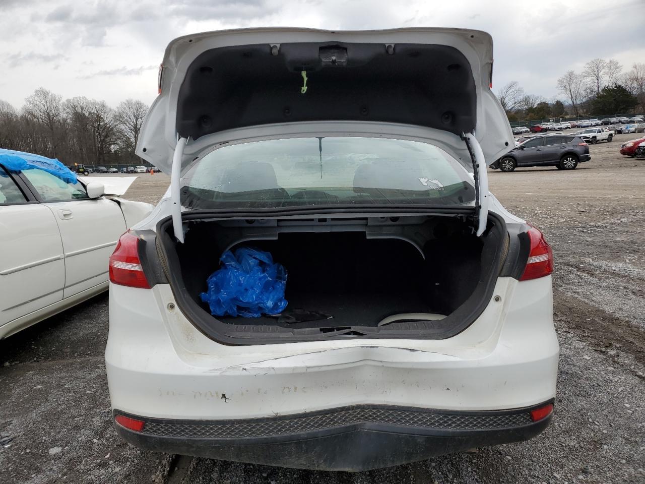 2016 FORD FOCUS SE - Фото 6
