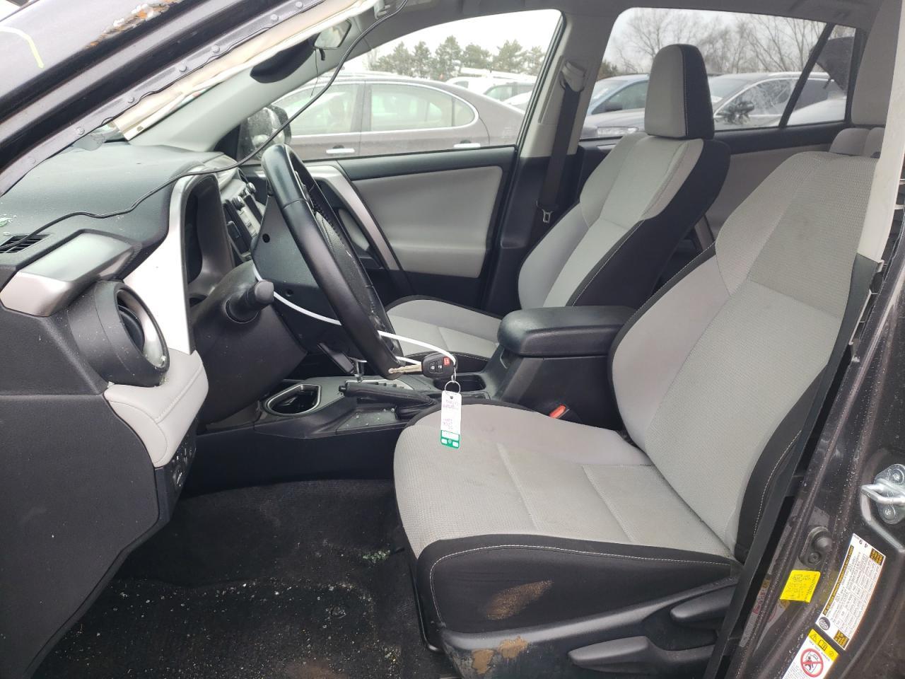 2017 TOYOTA RAV4 XLE - Image 7