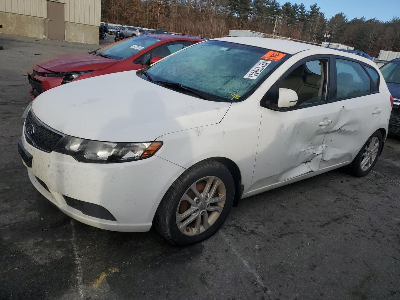 2011 KIA FORTE EX car image