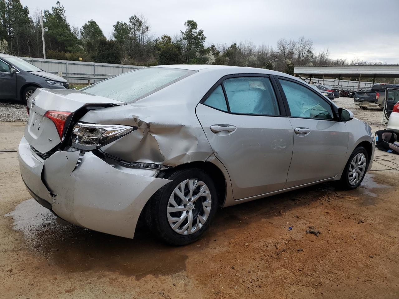 2018 TOYOTA COROLLA L - Image 3