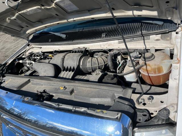 2013 Ford Econoline E450 Super Duty Cutaway Van - Фото 7