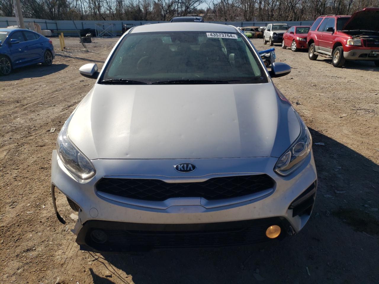 2021 KIA FORTE FE - Image 5