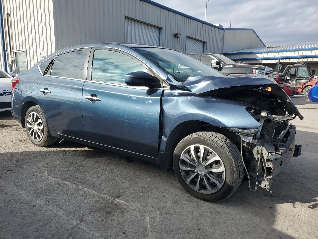 2017 NISSAN SENTRA S - Фото 4