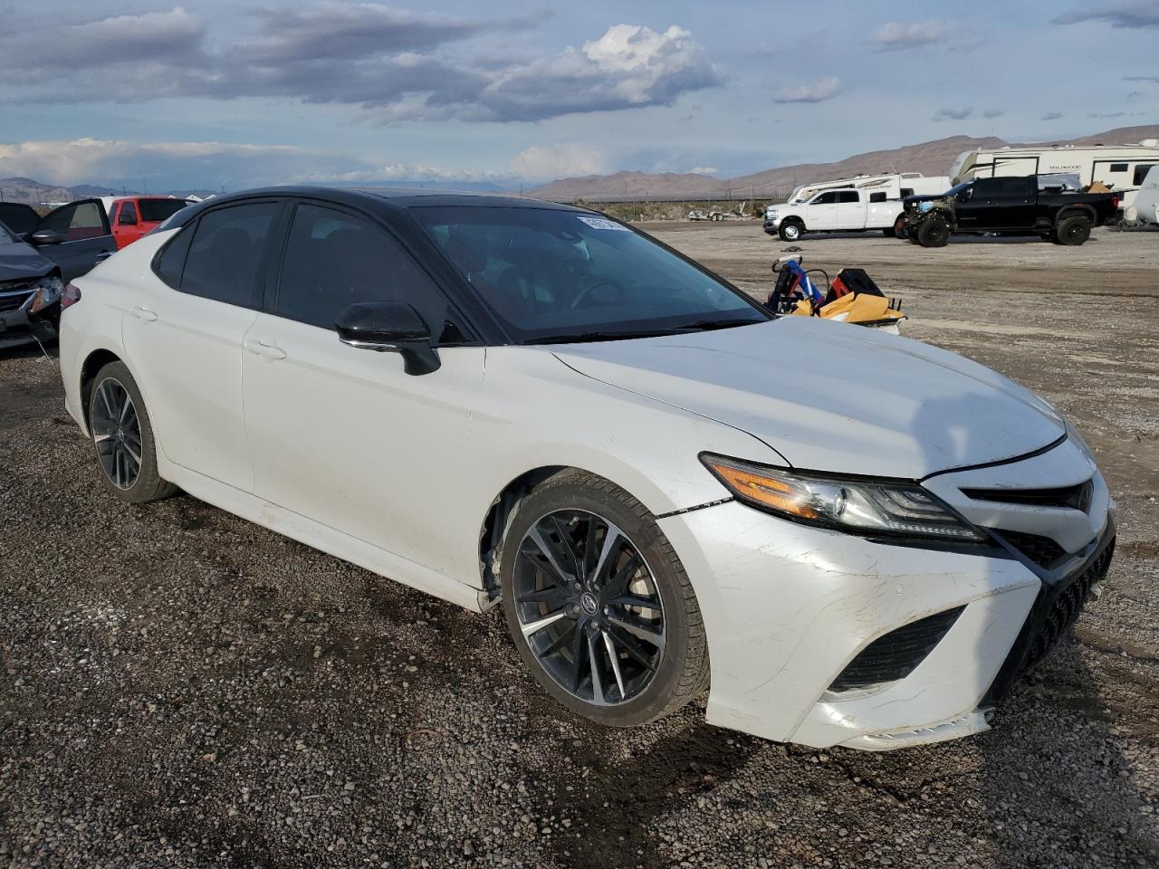 2018 TOYOTA CAMRY XSE - Фото 4
