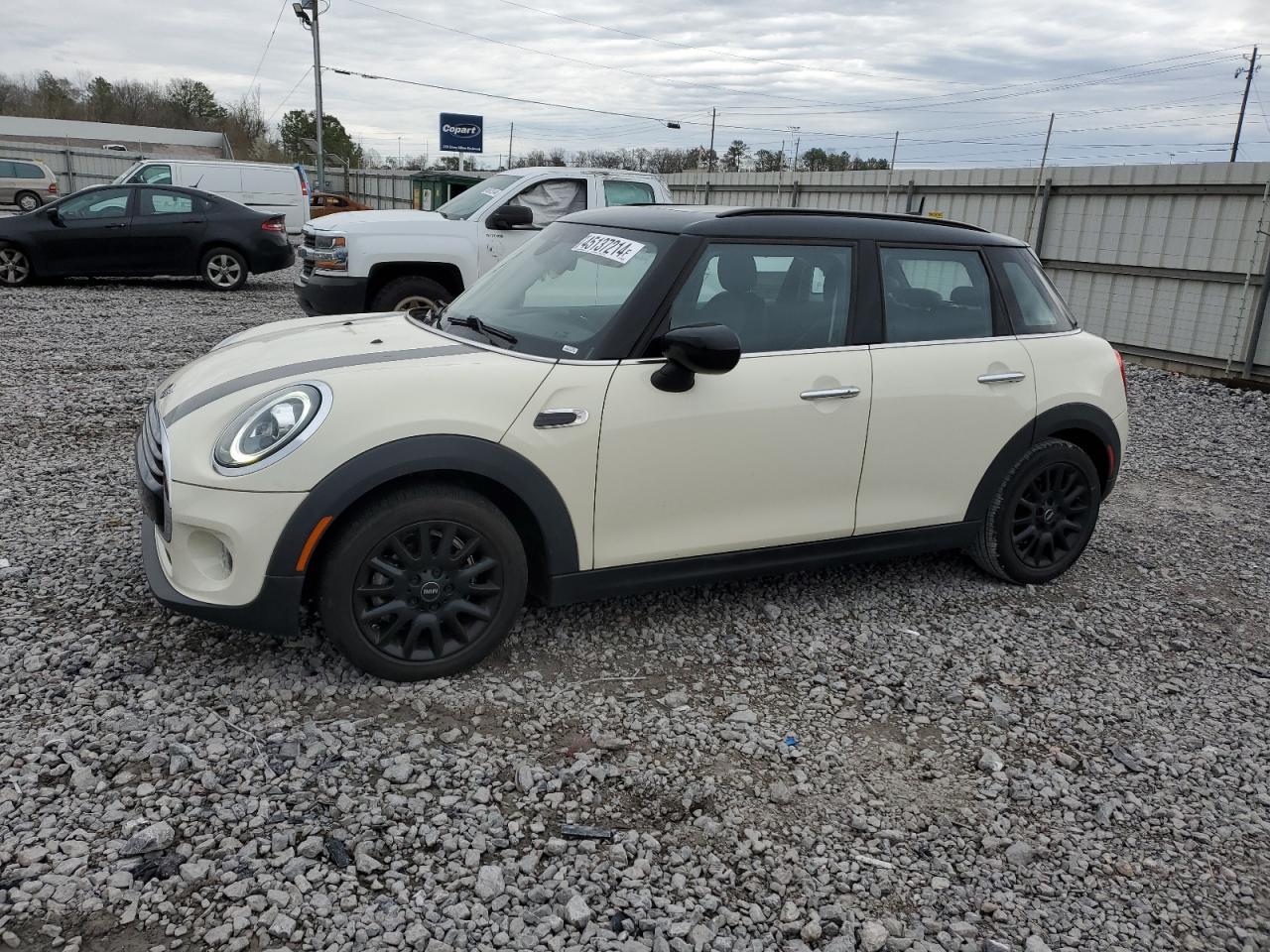 2021 MINI COOPER car image