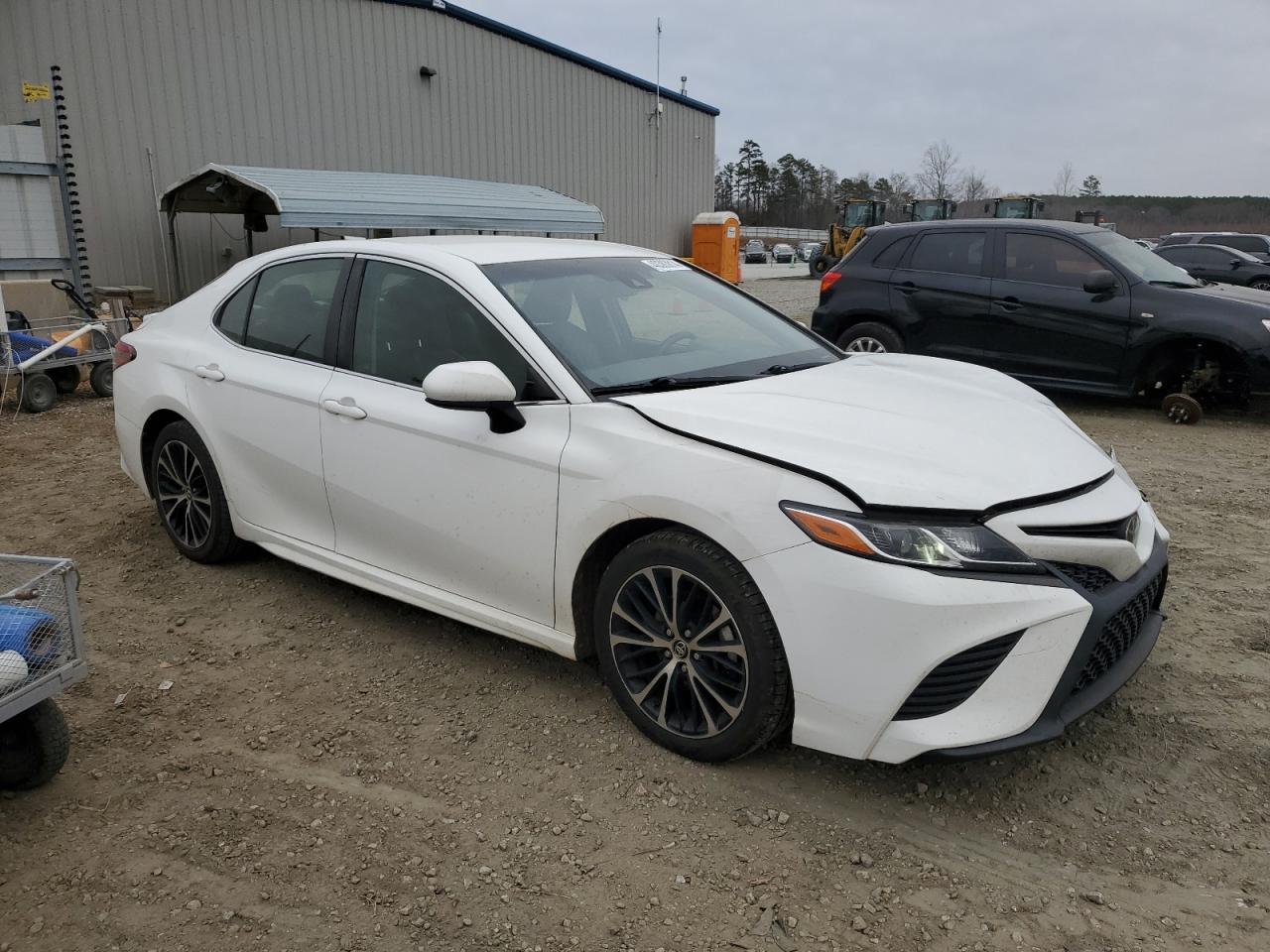 2018 TOYOTA CAMRY L - Image 4