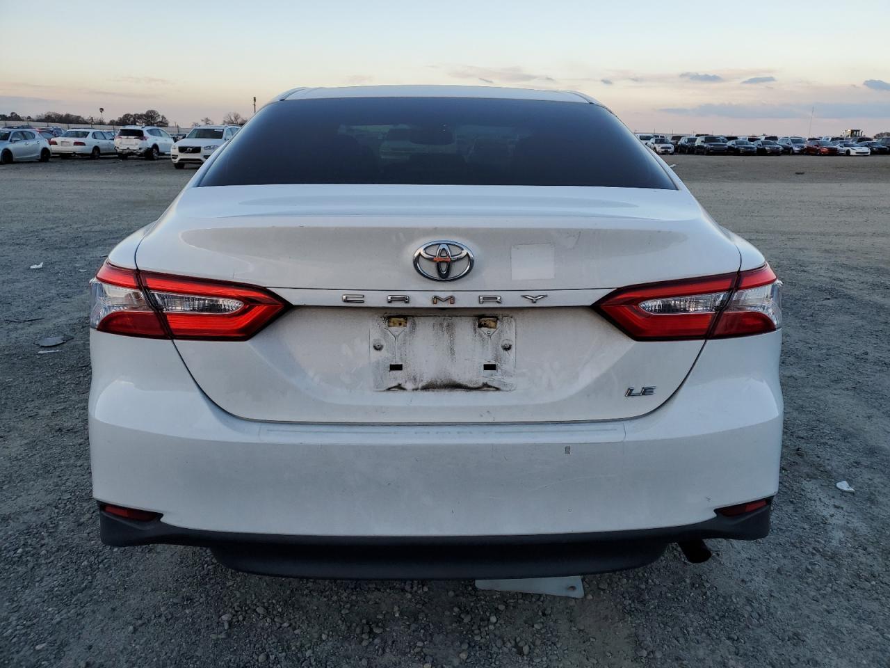 2018 TOYOTA CAMRY L - Image 6