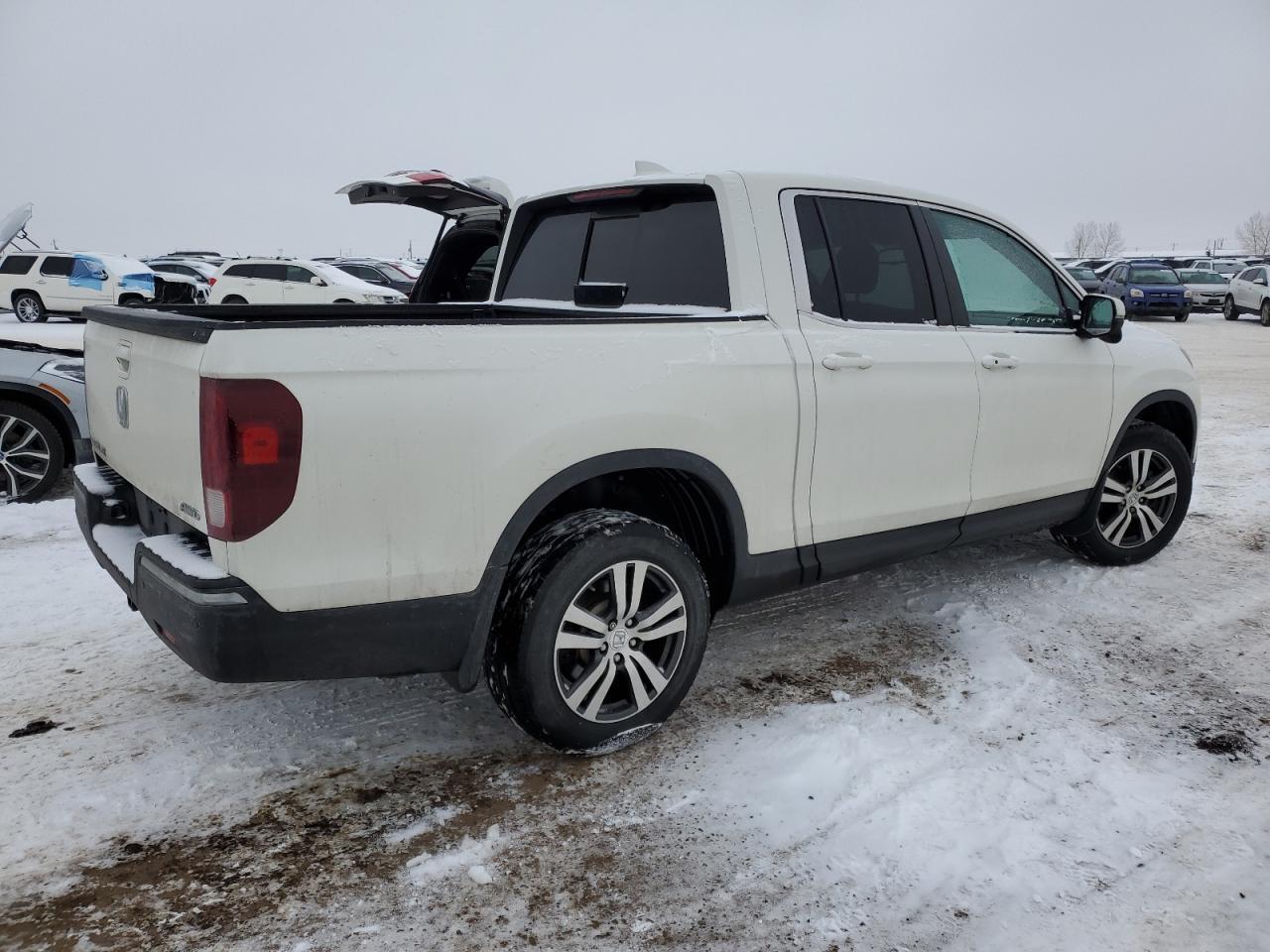2017 HONDA RIDGELINE - Фото 3