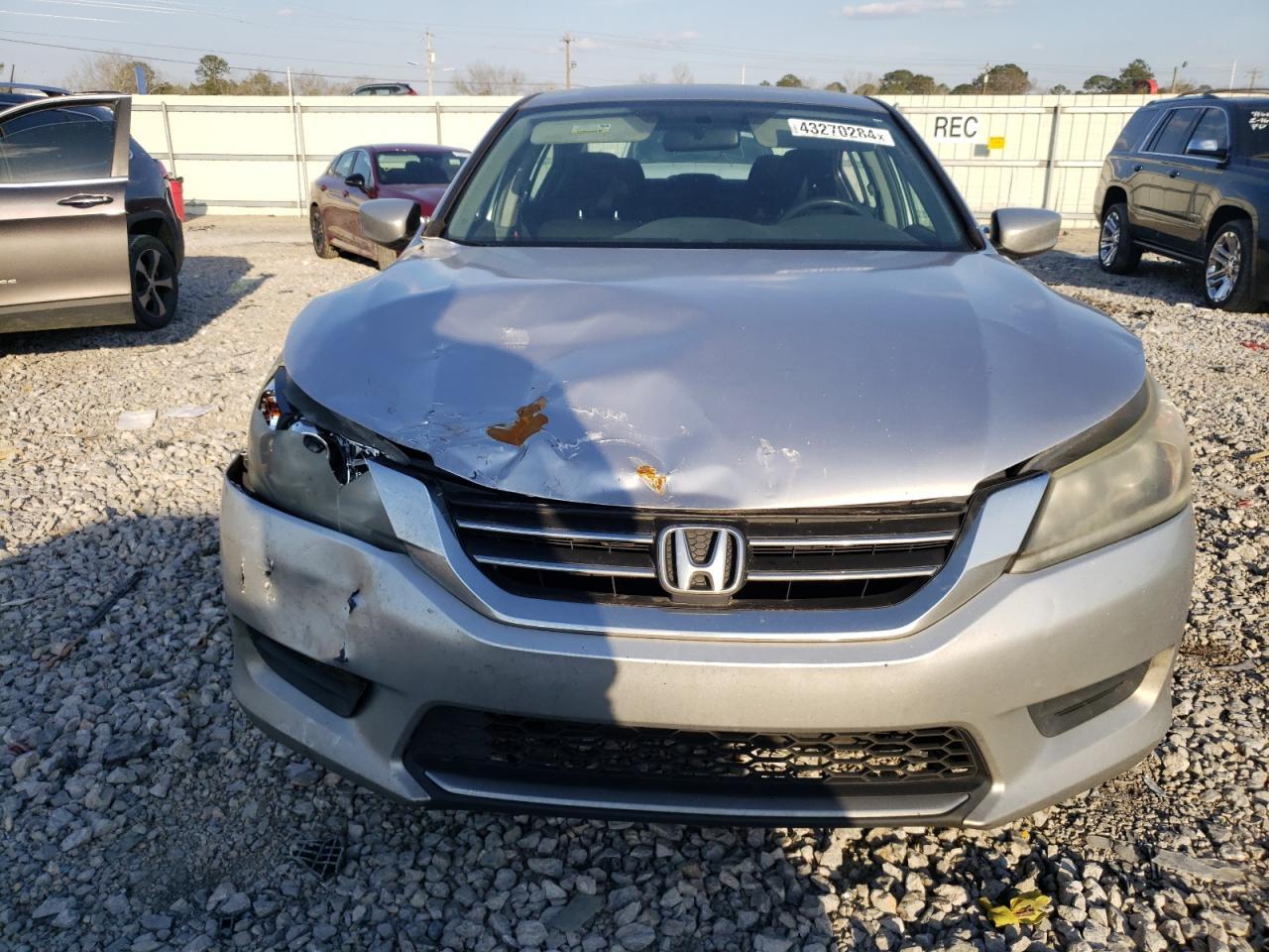 2014 HONDA ACCORD LX - Image 5