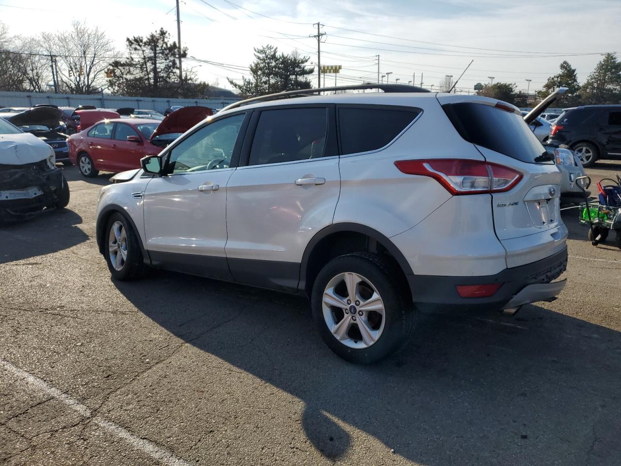 2014 FORD ESCAPE SE - Image 2