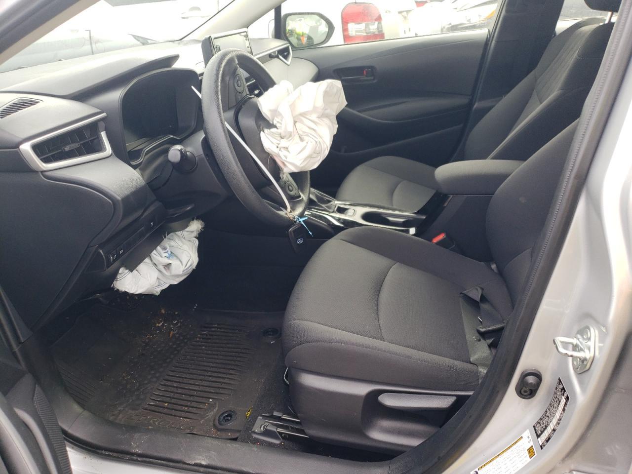 2022 TOYOTA COROLLA LE - Фото 7