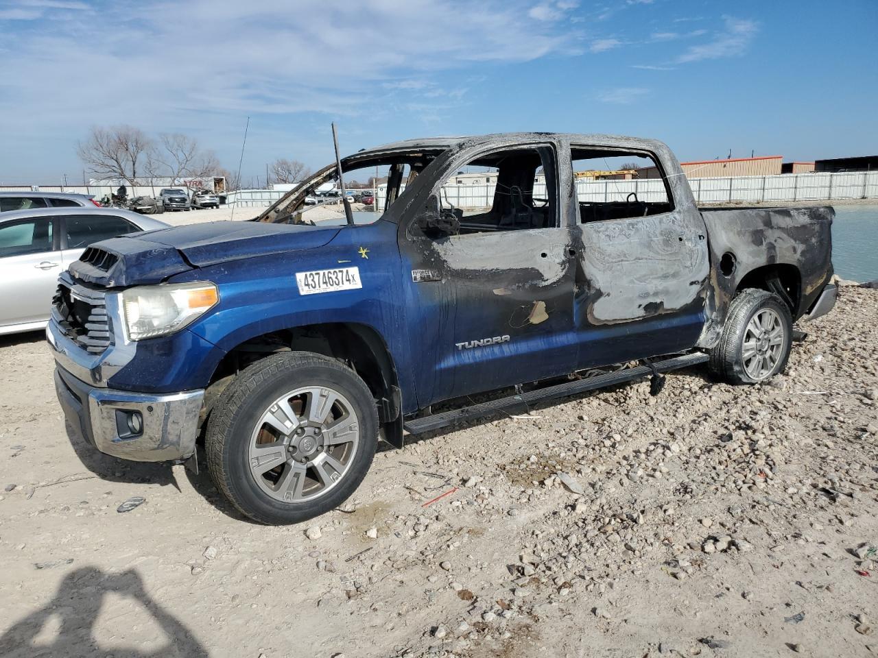 2014 TOYOTA TUNDRA CRE