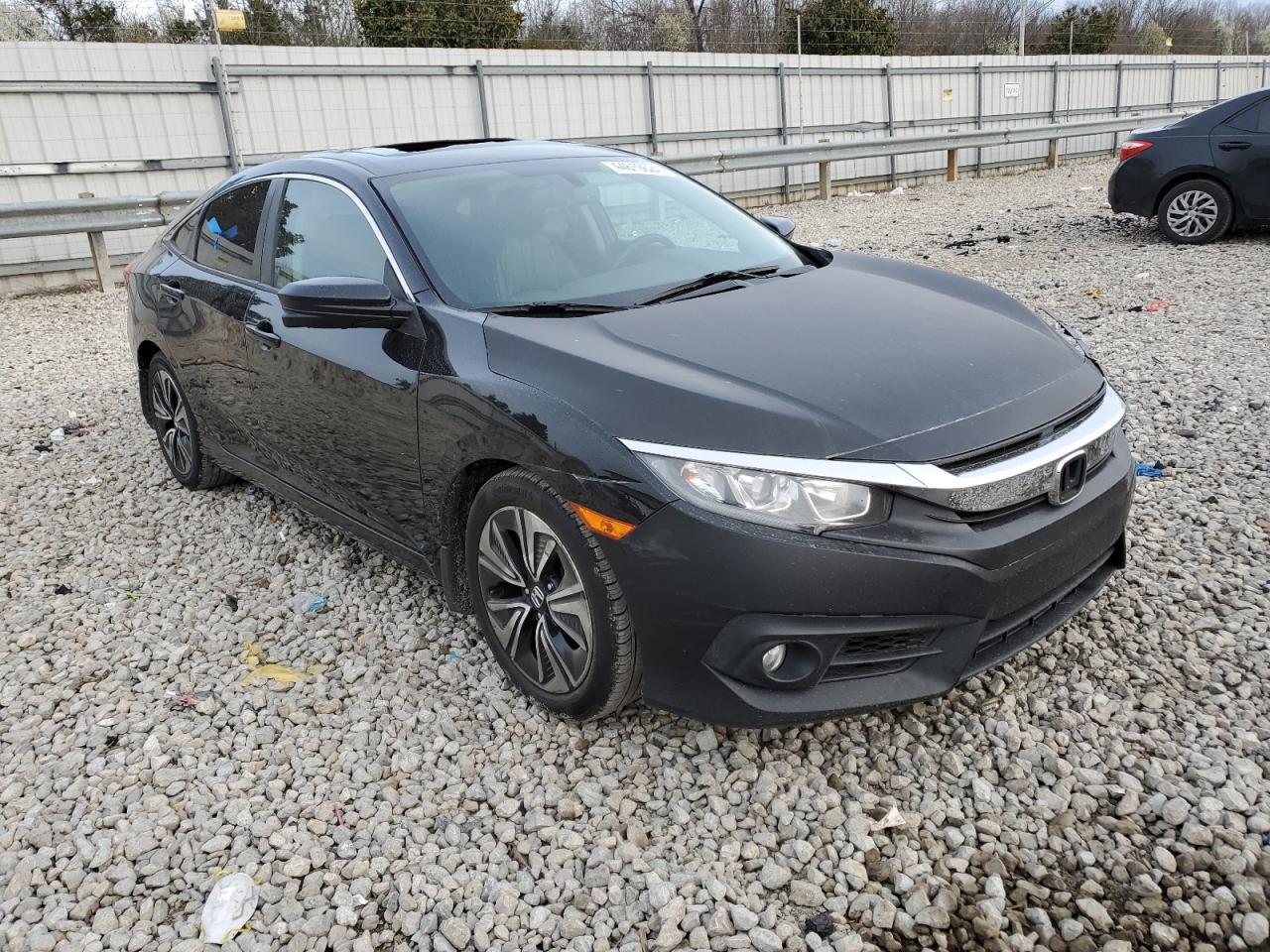 2017 HONDA CIVIC EXL - Image 4