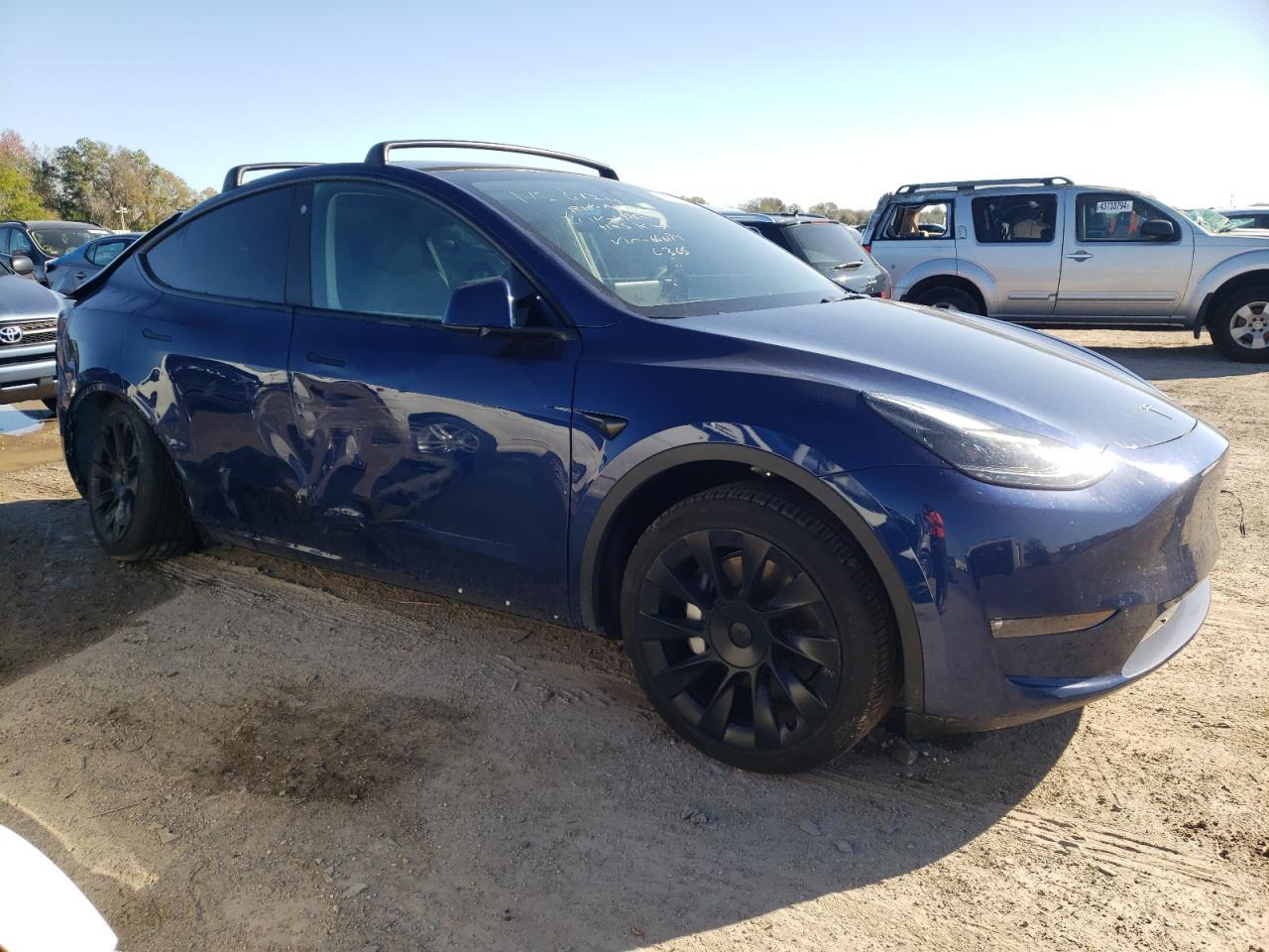 2023 TESLA MODEL Y - Фото 4