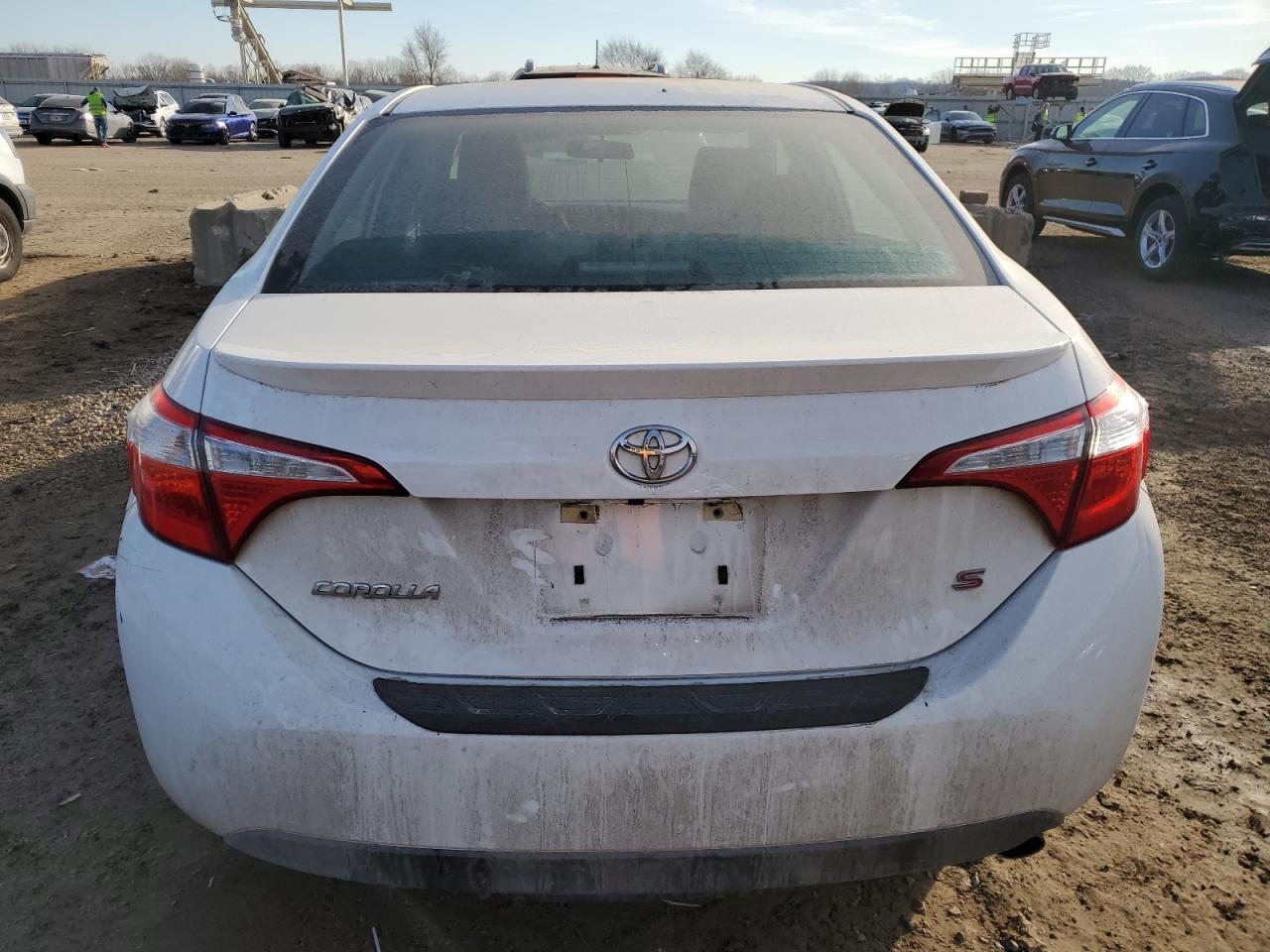 2015 TOYOTA COROLLA L - Image 6