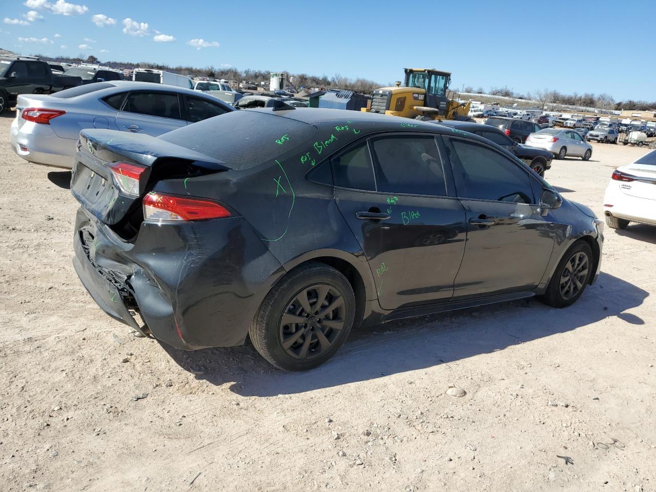 2020 TOYOTA COROLLA LE - Фото 3