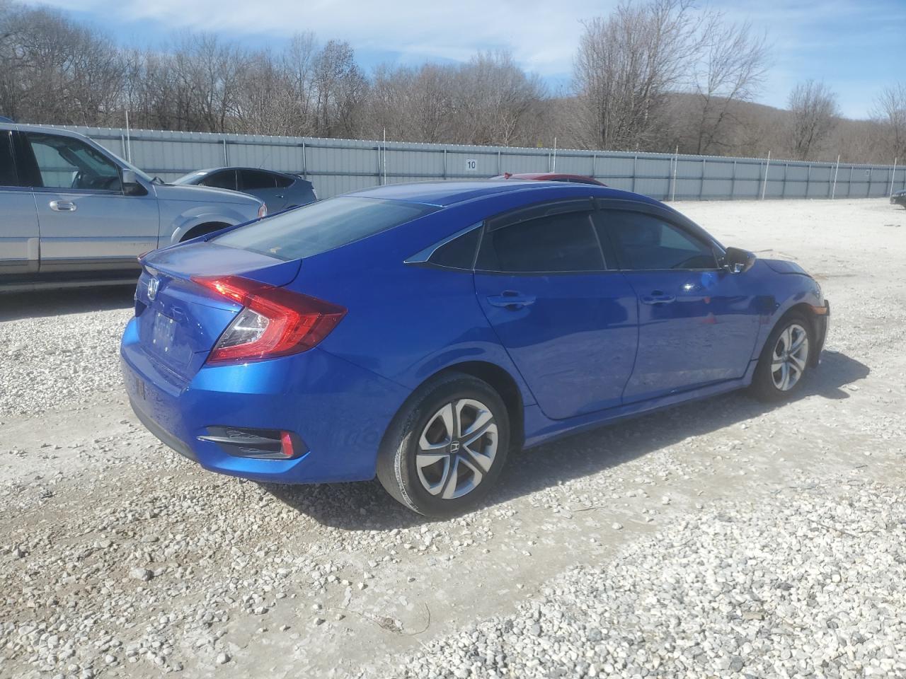 2016 HONDA CIVIC LX - Image 3