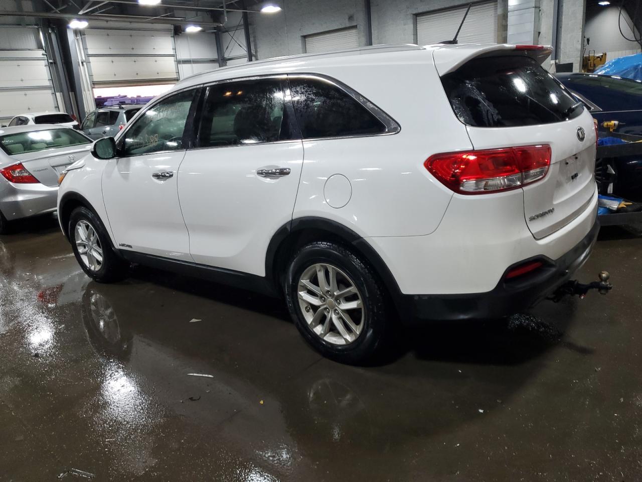 2017 KIA SORENTO LX - Image 2