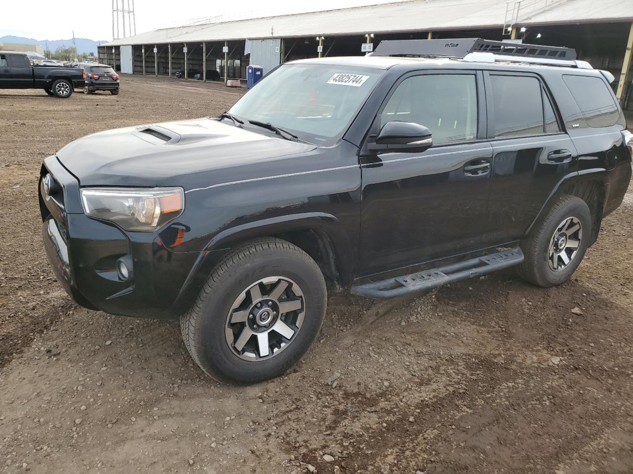2018 TOYOTA 4RUNNER SR