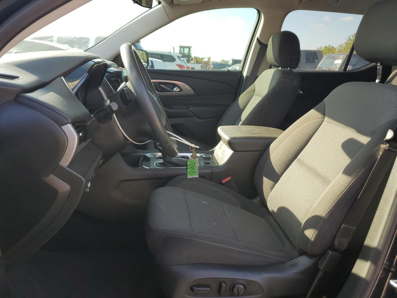 2021 CHEVROLET TRAVERSE L - Фото 7