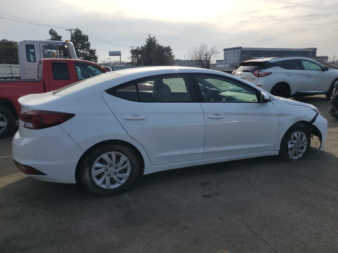 2019 HYUNDAI ELANTRA SE - Image 3