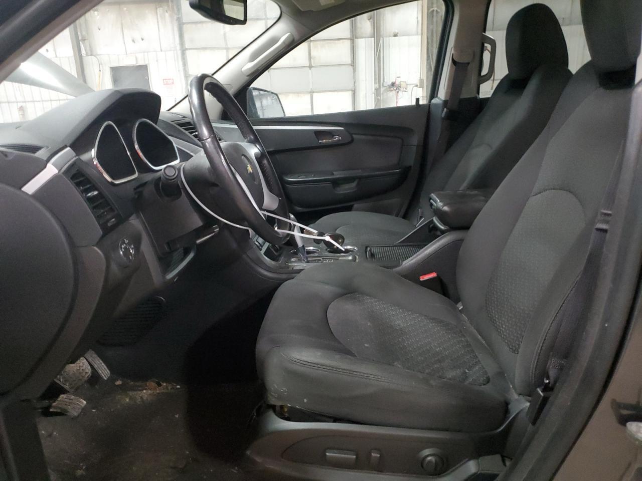 2012 CHEVROLET TRAVERSE L - Image 7