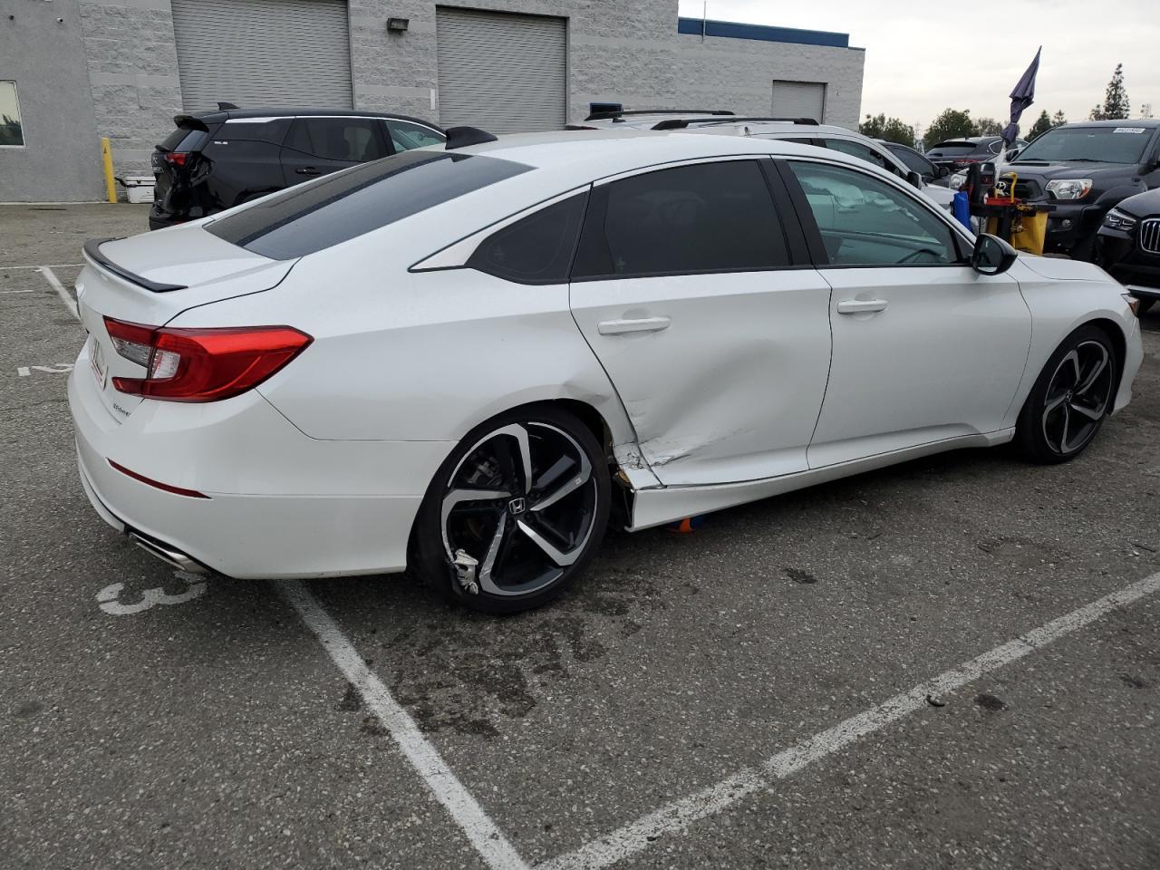 2022 HONDA ACCORD SPO - Фото 3