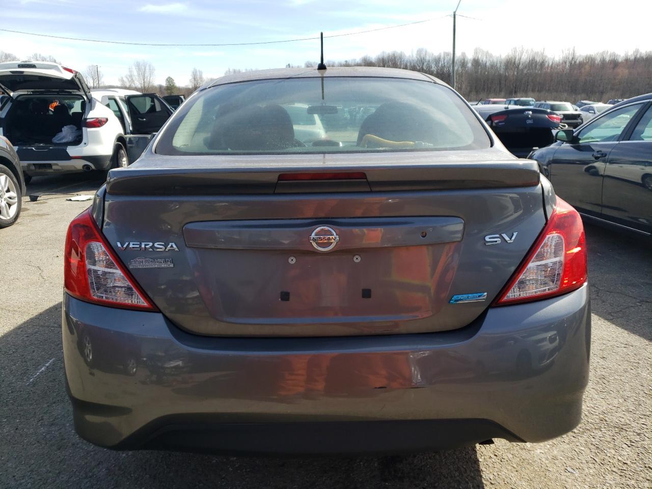 2016 NISSAN VERSA S - Фото 6