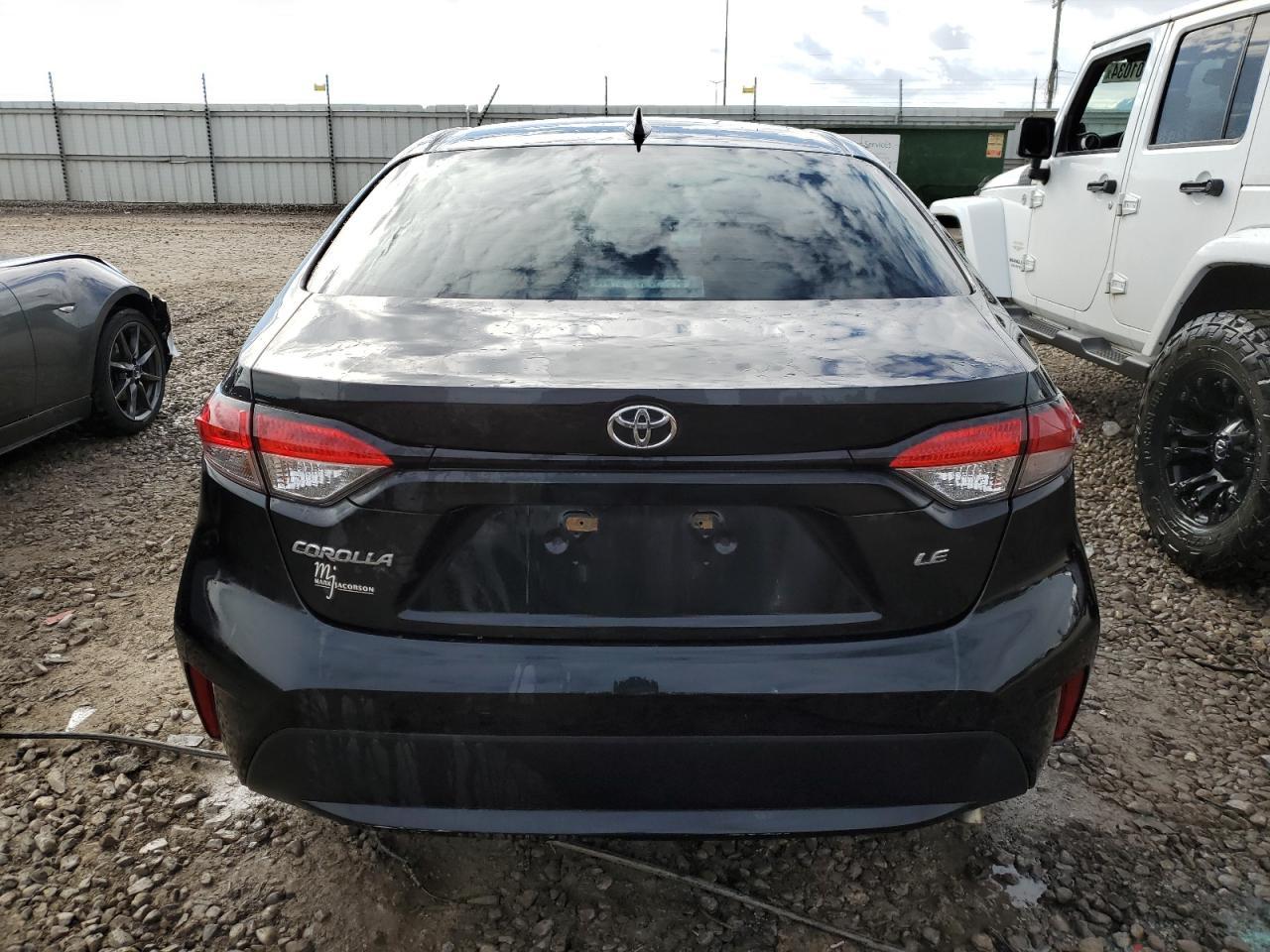 2020 TOYOTA COROLLA LE - Фото 6