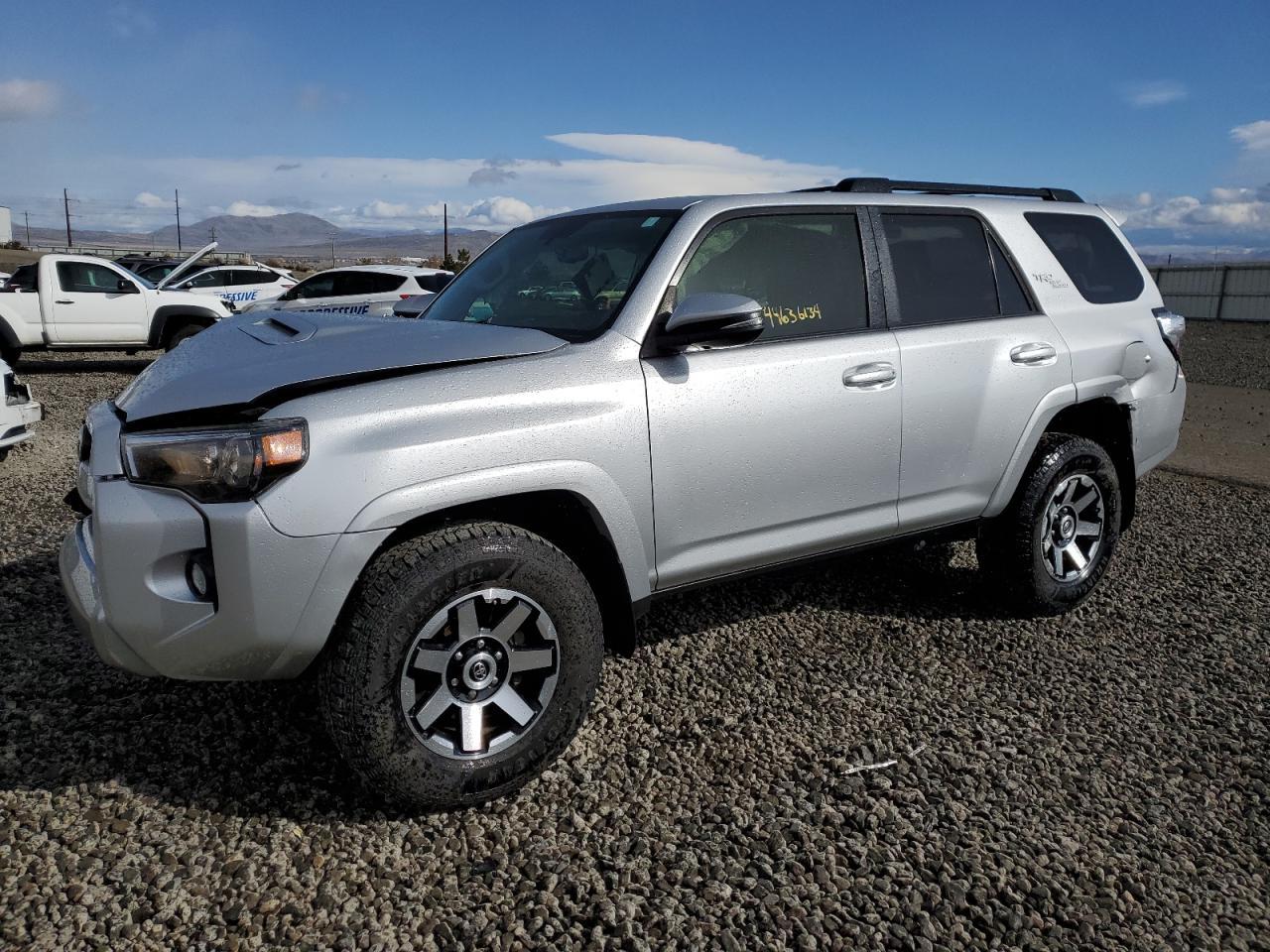2019 TOYOTA 4RUNNER SR