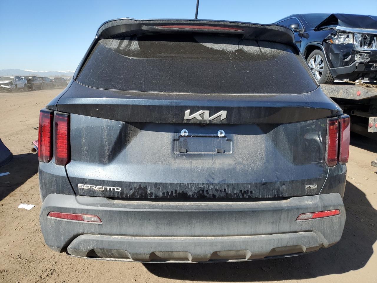 2023 KIA SORENTO LX - Image 6