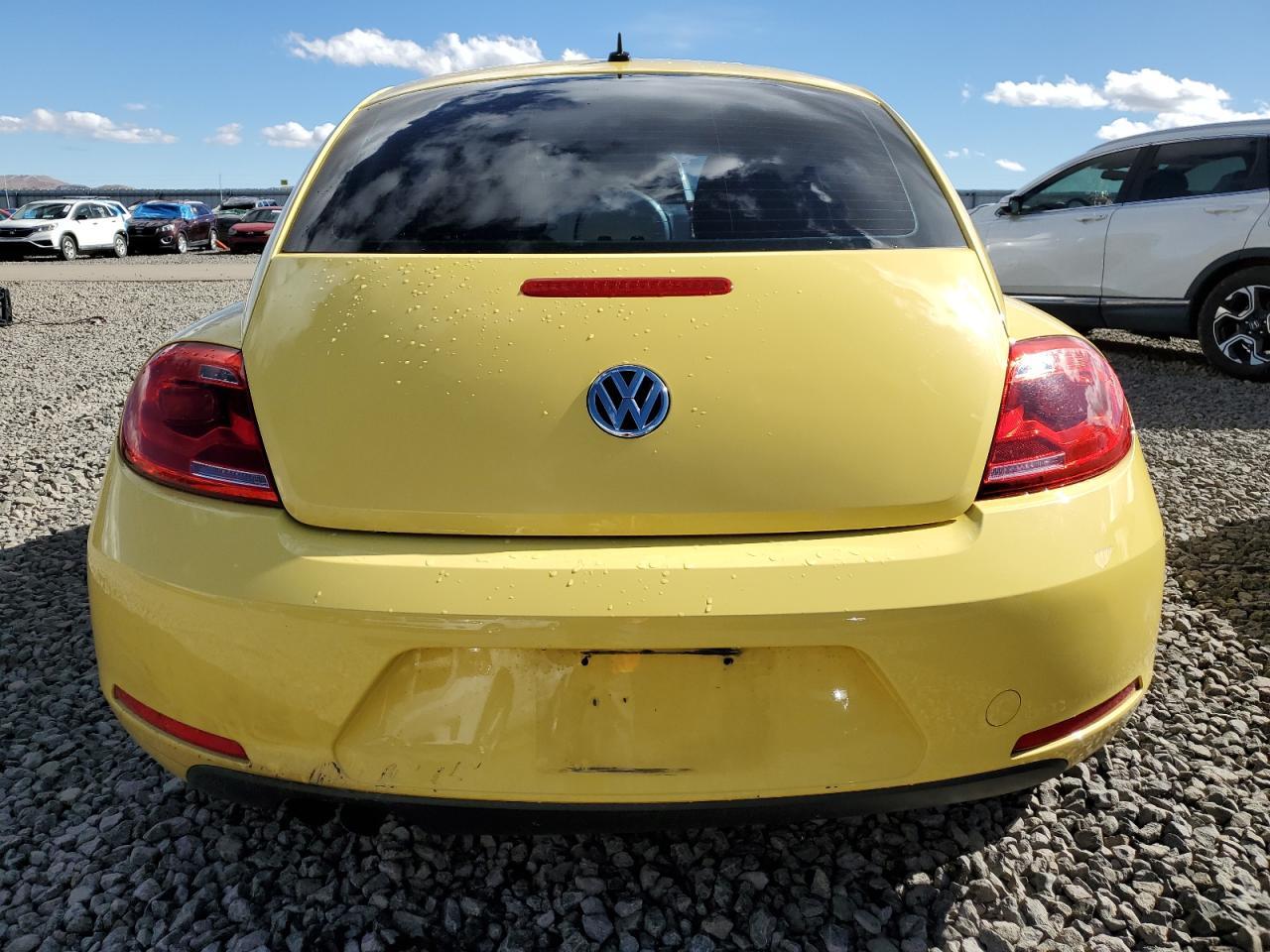 2015 VOLKSWAGEN BEETLE 1.8 - Фото 6