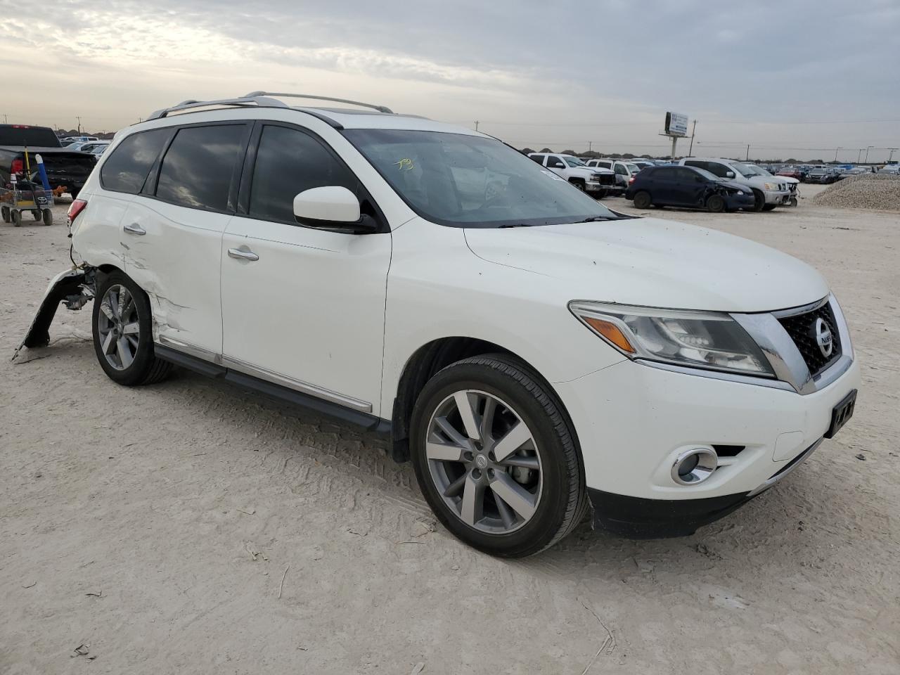 2013 NISSAN PATHFINDER - Image 4