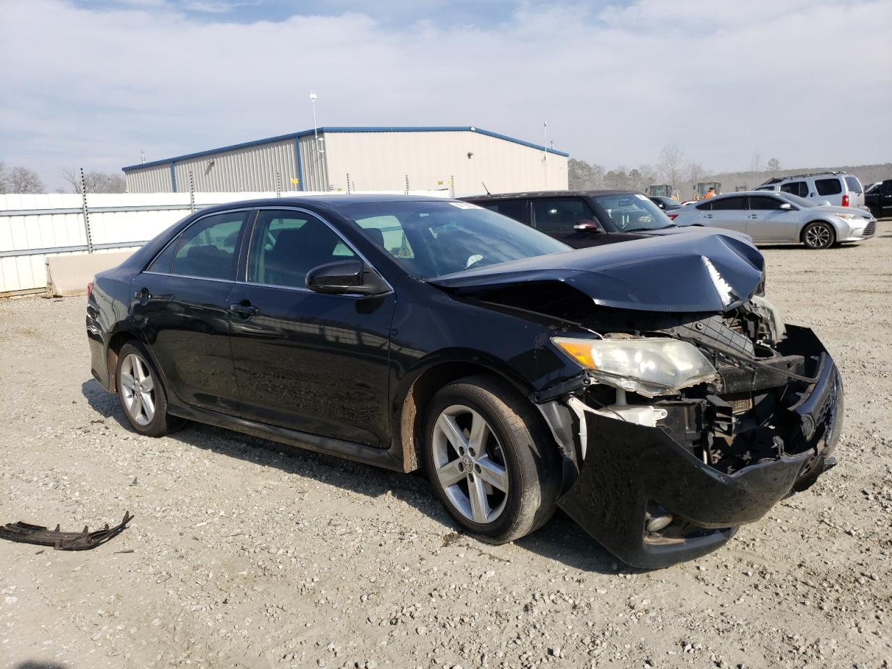 2013 TOYOTA CAMRY L - Image 4