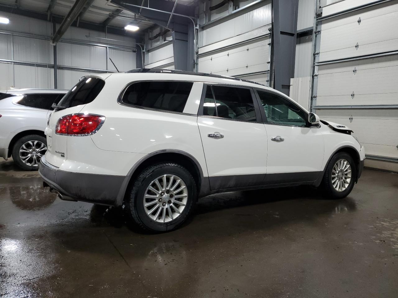 2011 BUICK ENCLAVE CX - Image 3