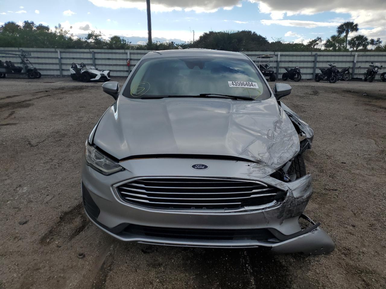 2020 FORD FUSION SE - Фото 5