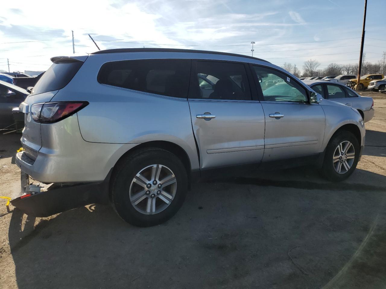 2015 CHEVROLET TRAVERSE L - Image 3