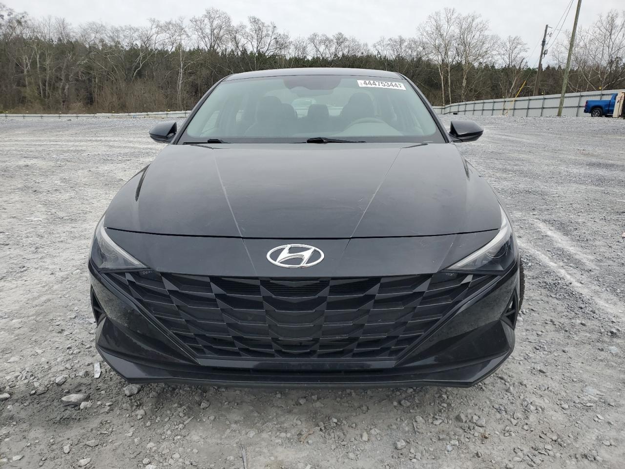 2022 HYUNDAI ELANTRA SE - Image 5