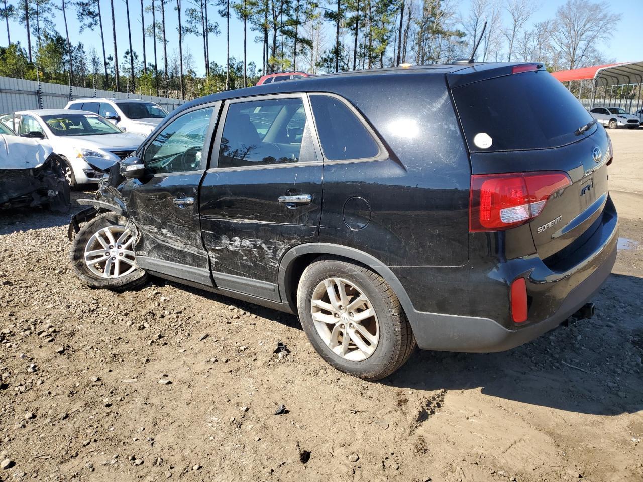 2015 KIA SORENTO LX - Image 2
