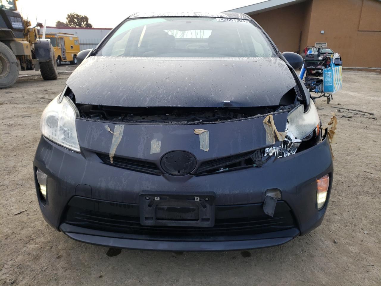 2013 TOYOTA PRIUS - Фото 5