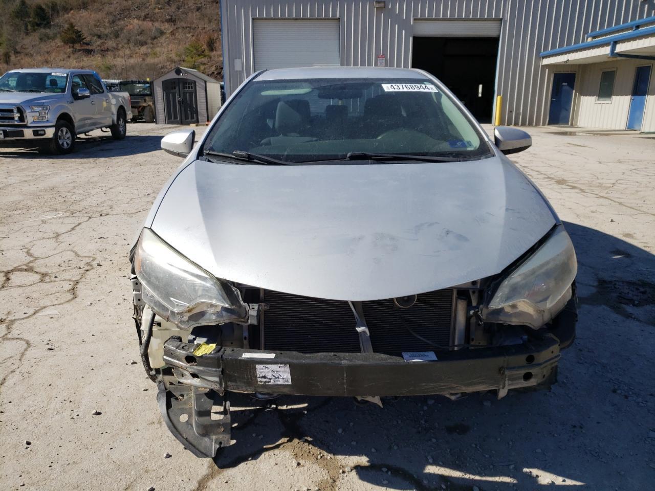 2015 TOYOTA COROLLA L - Фото 5