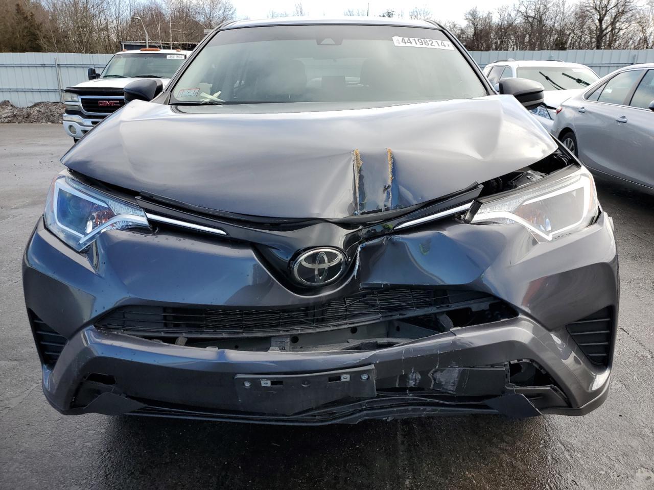 2018 TOYOTA RAV4 LE - Image 5