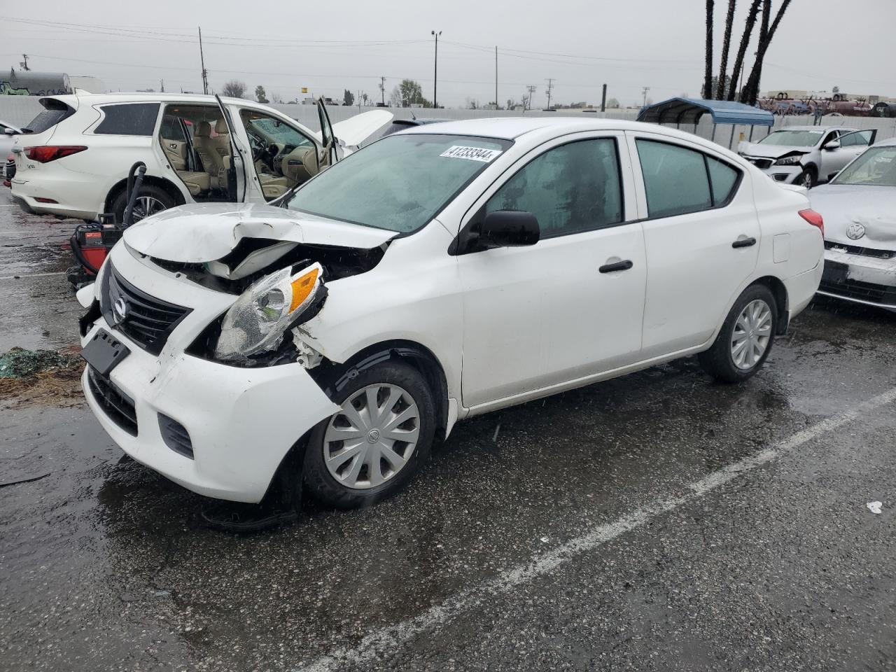 2014 NISSAN VERSA S