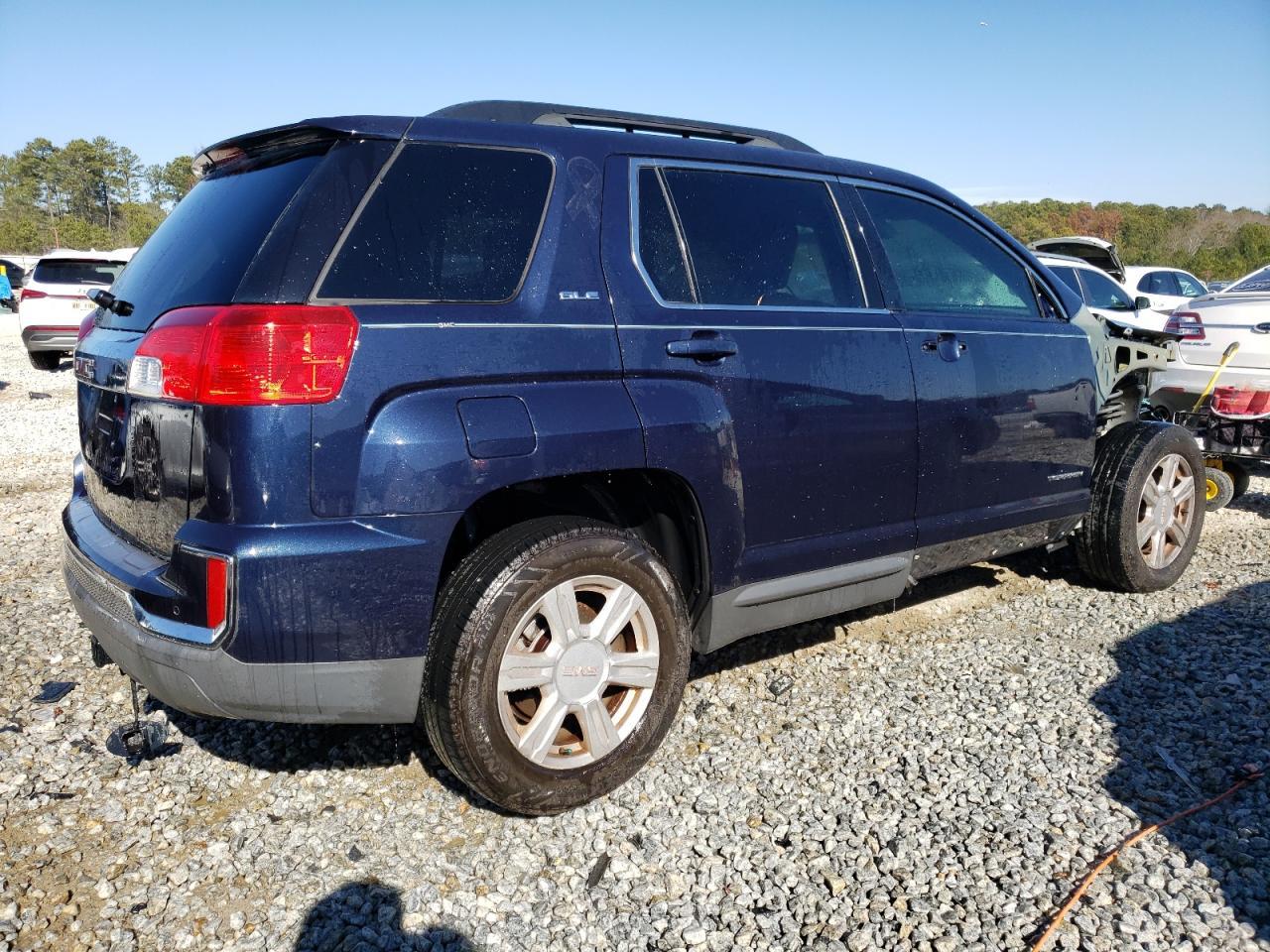 2016 GMC TERRAIN SL - Image 3
