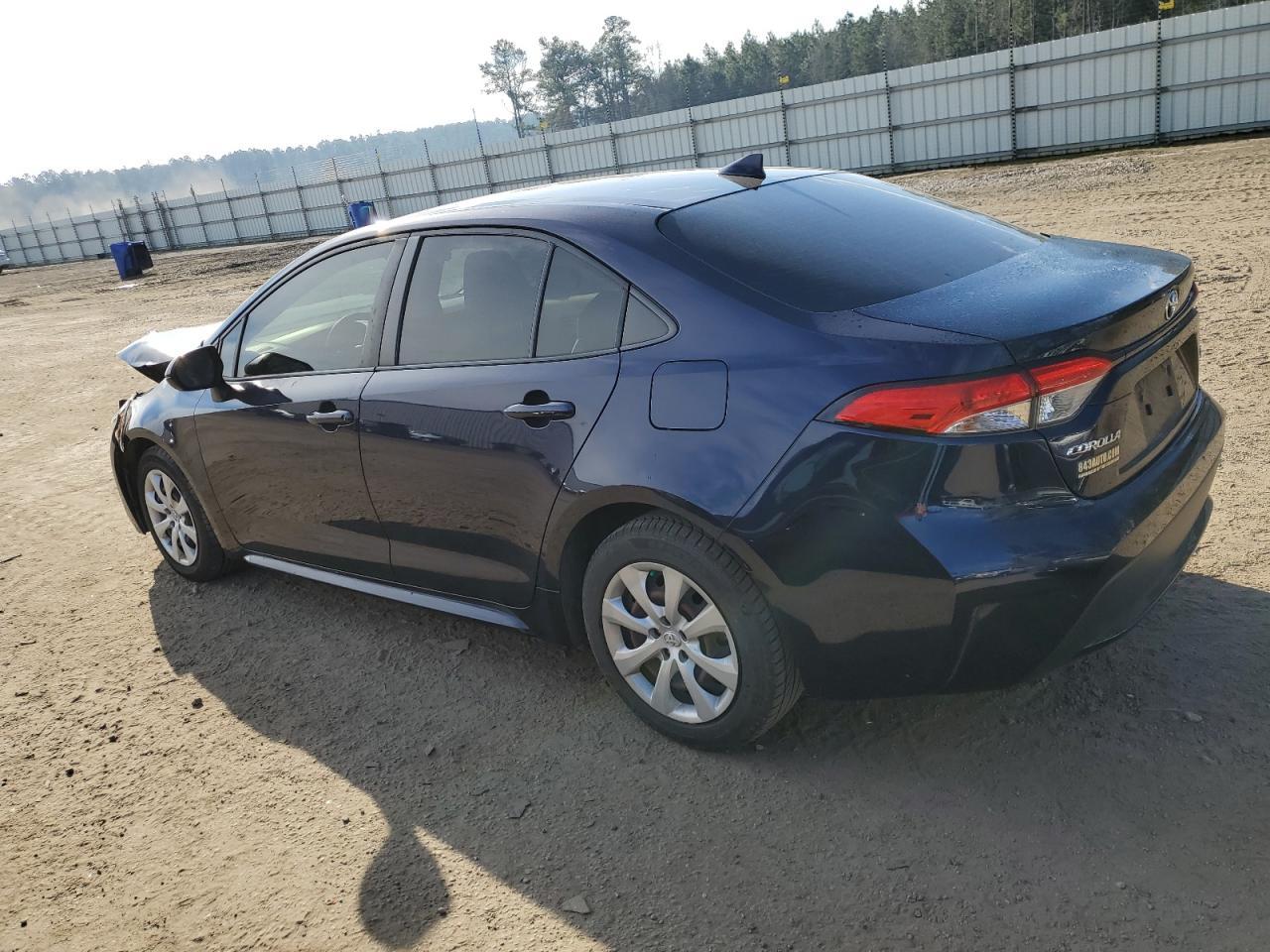 2020 TOYOTA COROLLA LE - Image 2