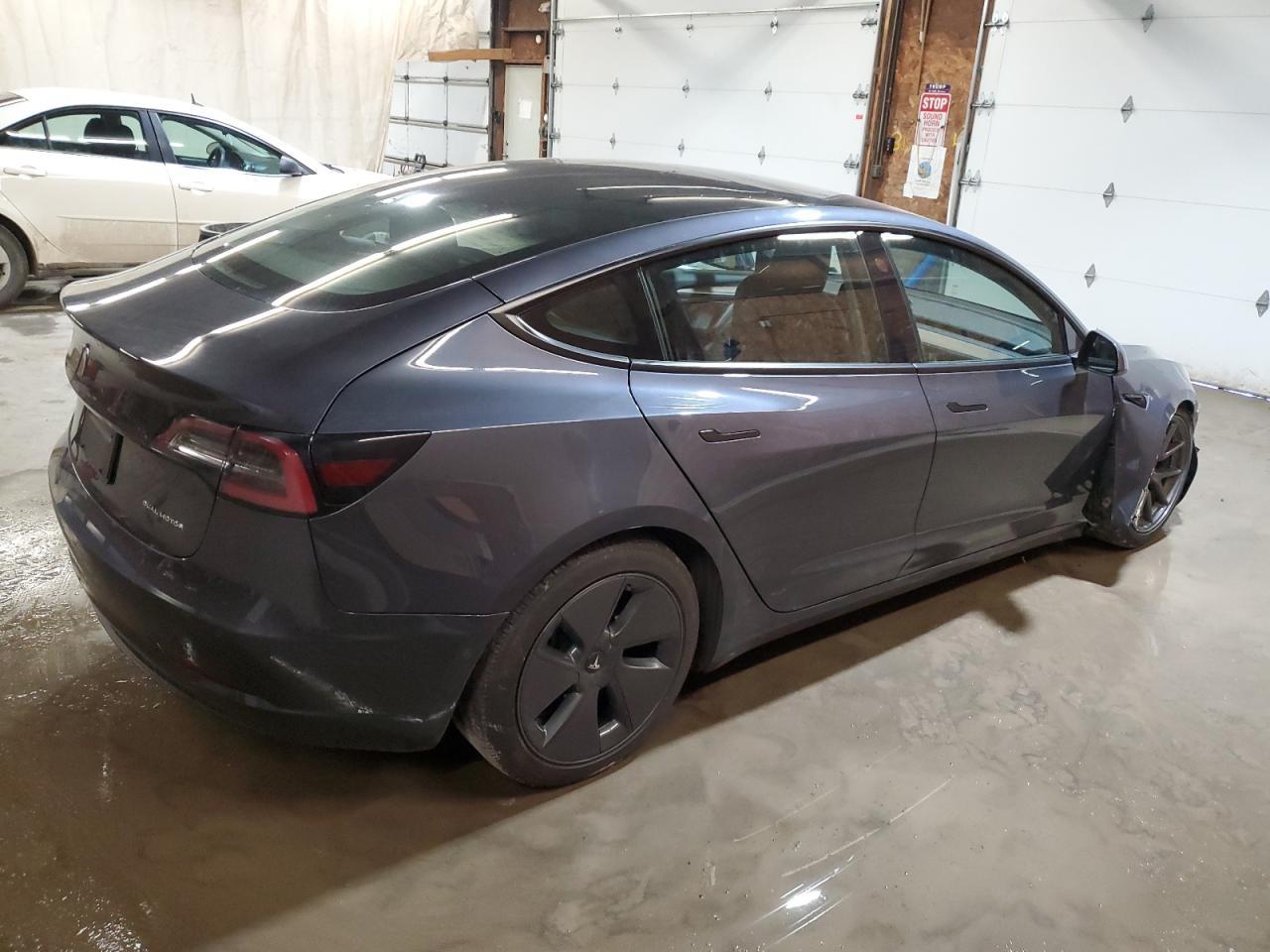 2022 TESLA MODEL 3 - Image 3