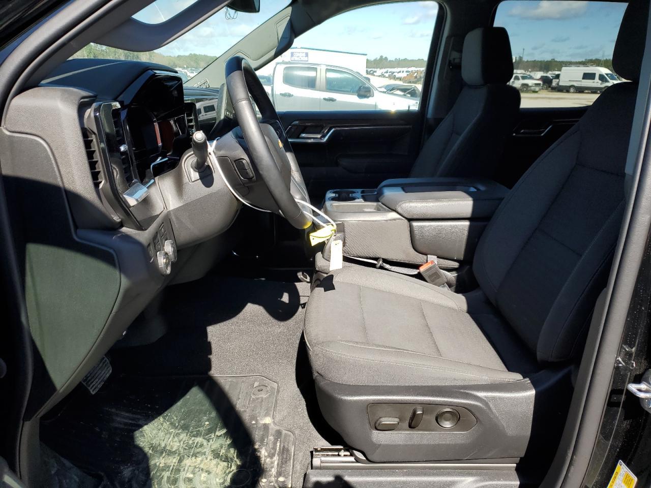 2023 CHEVROLET SILVERADO - Фото 7